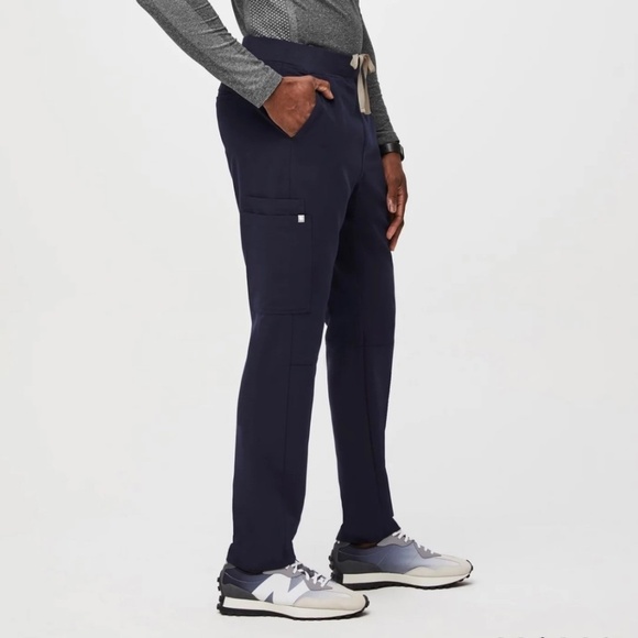 Figs Slim Axim Cargo Scrub Pants - Picture 2 of 12